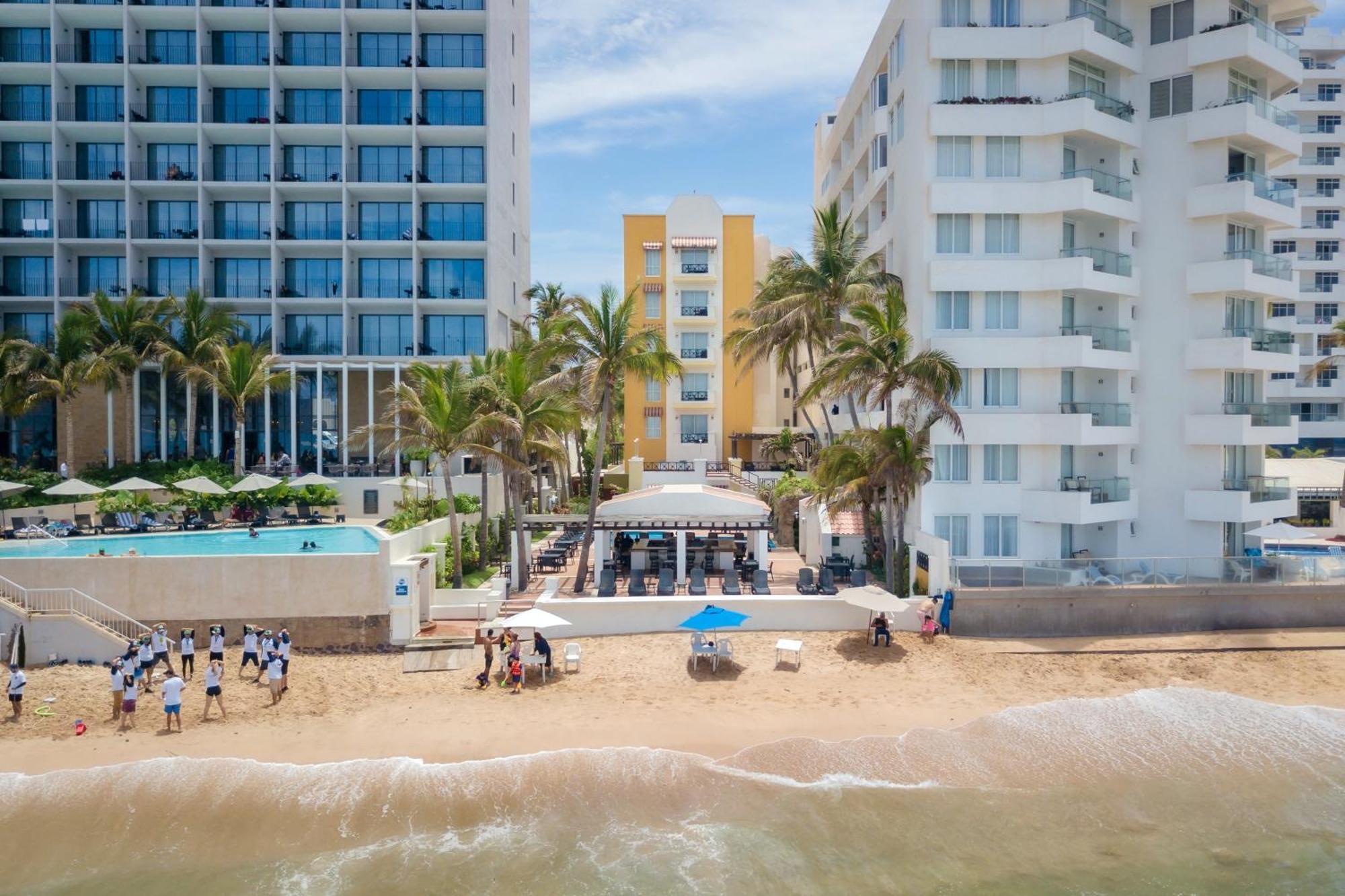 Best Western Hotel Posada Freeman Zona Dorada Mazatlan Exterior photo