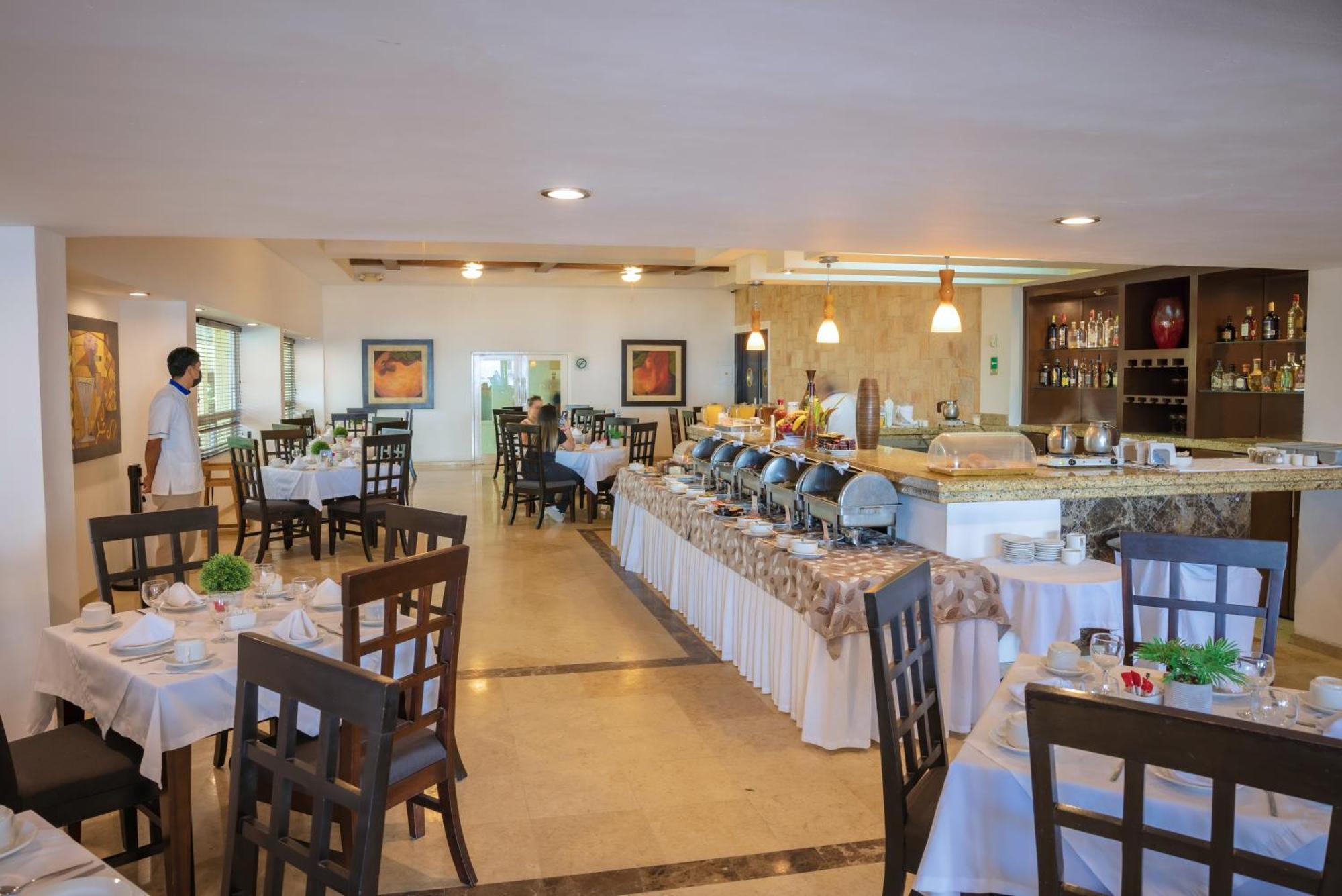 Best Western Hotel Posada Freeman Zona Dorada Mazatlan Exterior photo