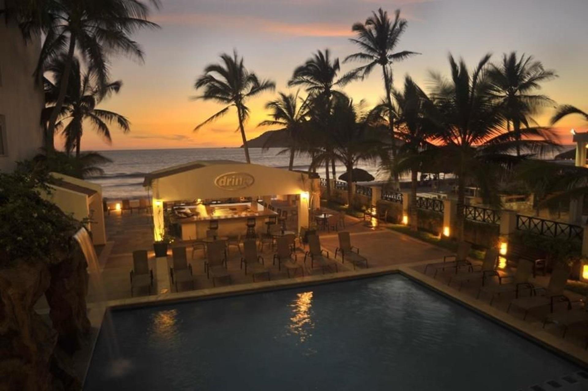 Best Western Hotel Posada Freeman Zona Dorada Mazatlan Exterior photo